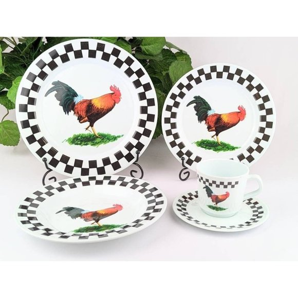 5 PC Melamine Rooster Dinnerware Set Vtg Rooster Chicken Plates Bowl Cup Saucer - Picture 1 of 9